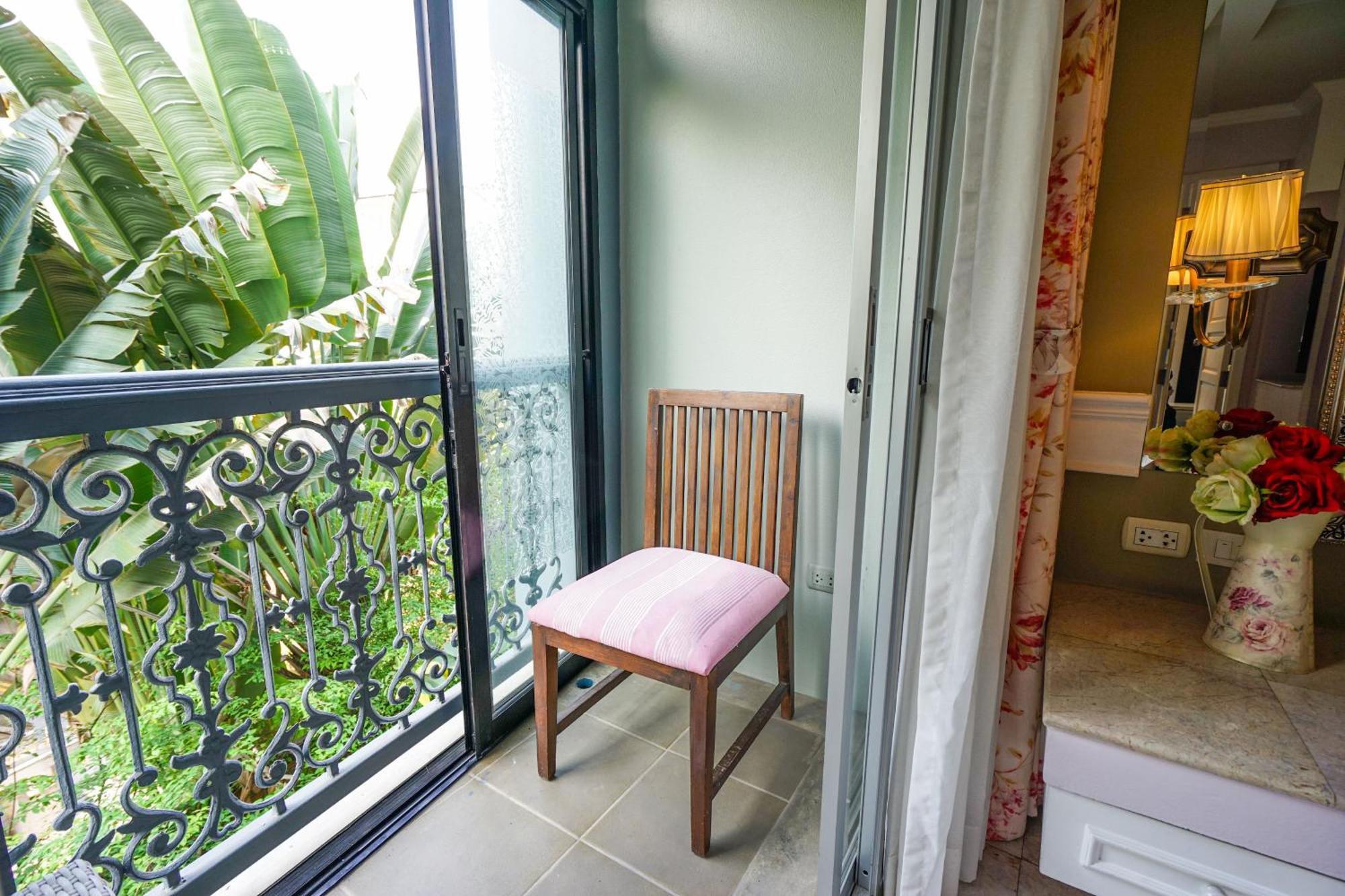 At Pingnakorn Nimman Hotel Chiang Mai Bagian luar foto